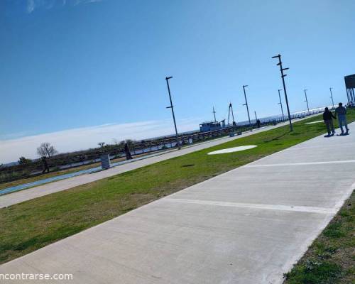 34536 5 CAMINANATA POR LA COSTANERA DE QUILMES Y, SI  EL RIO ESTA BAJO, POR SUS PLAYAS. LUEGO ALMUERZO A LA CANASTA EN EL PARQUE DEL PEJERREY CLUB.!!!!