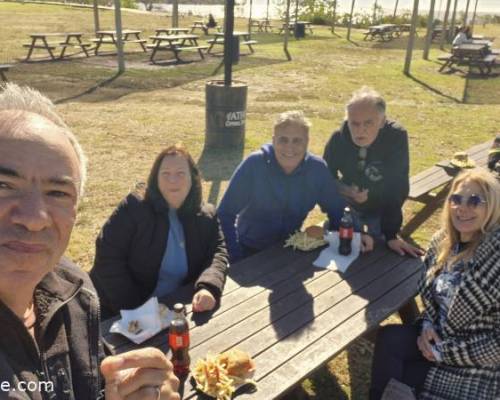 34633 1 Almorzar en el vial costero 