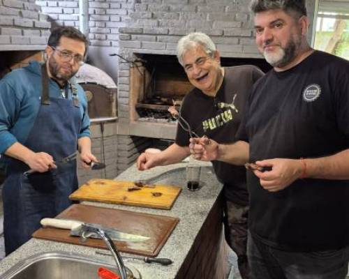 34679 9 BIENVENIDA LA PRIMAVERA CON UN ASADO BAILABLE