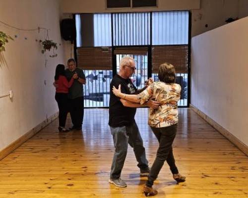 34745 4 TECNICAS Y PRACTICAS DE TANGO...