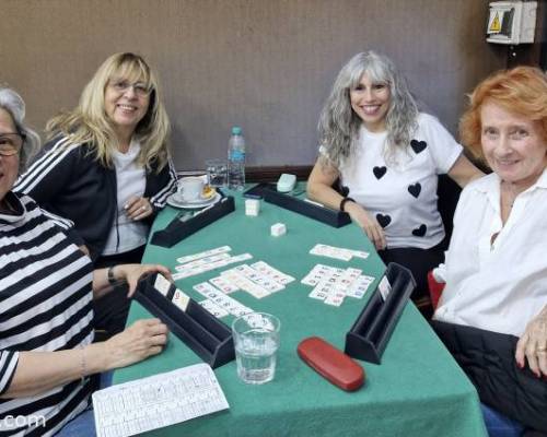 34807 2 TARDE DE BURAKO Y RUMMY