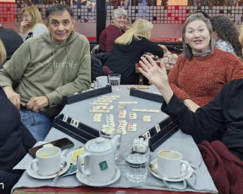 34807 3 TARDE DE BURAKO Y RUMMY