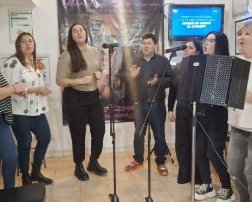 34918 11  TENES GANAS DE CANTAR, ACÁ ESTAMOS! 9 AÑO CONSECUTIVO DEL TALLER DE CANTO  !