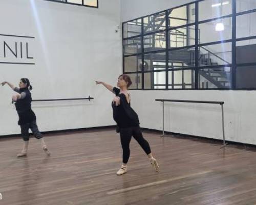 34927 8  TALLER DE DANZA CLASICA. EN TEATRO EL JUVENIL.. ICON ALDO VON LANDESEN
