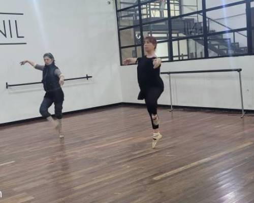 34927 9  TALLER DE DANZA CLASICA. EN TEATRO EL JUVENIL.. ICON ALDO VON LANDESEN