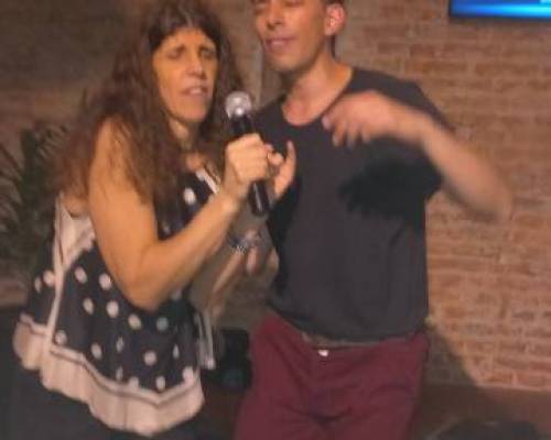 35042 36 CENA SHOW  PARA DISFRUTAR CON TODOS LOS SENTIDOS