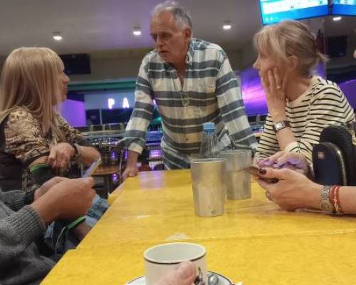 35085 9 VAMOS AL BOWLING EN PATERNAL