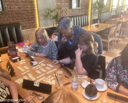 35183 11 DOMINGO DE RUMMY EN PERTUTTI QUILMES. CHARLA, MERIENDA Y DIVERSIÒN.