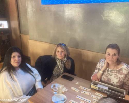 35183 14 DOMINGO DE RUMMY EN PERTUTTI QUILMES. CHARLA, MERIENDA Y DIVERSIÒN.
