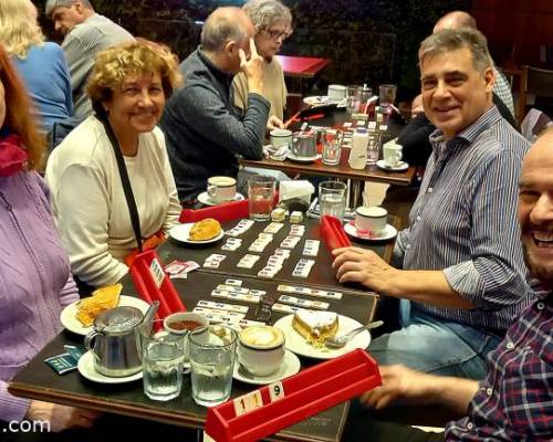 35227 8 Jugamos Rummy en Caballito!!
