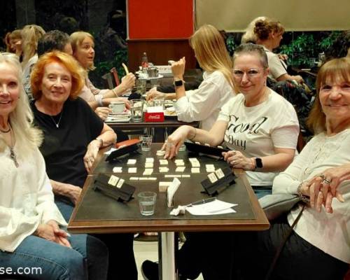 35228 3 Jugamos Rummy en Caballito!!