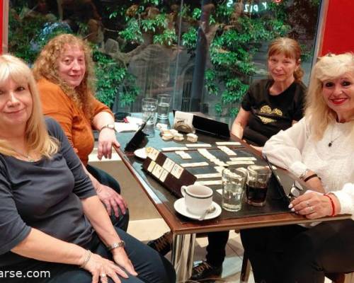 35228 5 Jugamos Rummy en Caballito!!