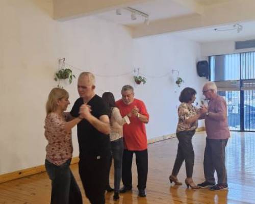 35237 2 TECNICAS Y PRACTICAS DE TANGO...