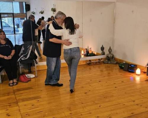 35240 8 TECNICAS Y PRACTICAS DE TANGO...