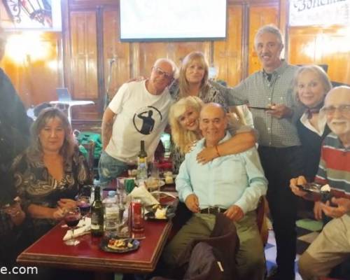 La foto describe mejor que las palabras como la pasamos, gracias Betita! :Encuentro Grupal BETITA A LA CARTA !!