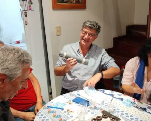 35293 12 SE VIENE , YA LLEGA!  MERIENDA Y BINGO!!!  
en Villa del Parque.