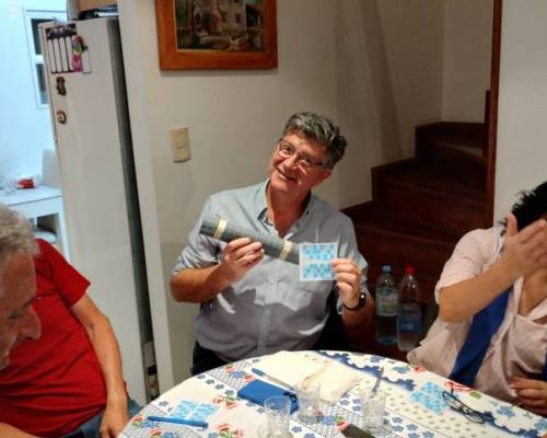 35293 13 SE VIENE , YA LLEGA!  MERIENDA Y BINGO!!!  
en Villa del Parque.