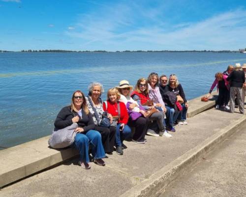 35320 8 Excursion en CHASCOMUS, show, Baile, cantantes,
 desayuno, almuerzo, merienda y TRANSPORTE.
