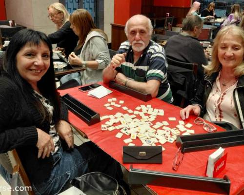 35341 4 Jugamos Rummy en Caballito!!