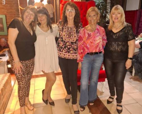 35363 14 FESTEJAMOS EL CUMPLE DE CRISMAE