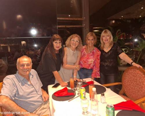 35363 8 FESTEJAMOS EL CUMPLE DE CRISMAE