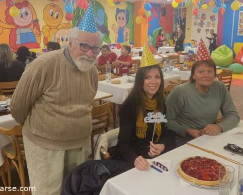 35414 21 Nos vemos? Caminamos y festejamos los cumpleaños de Monique, Miguel y Héctor