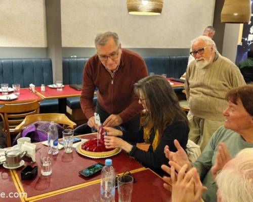35414 9 Nos vemos? Caminamos y festejamos los cumpleaños de Monique, Miguel y Héctor