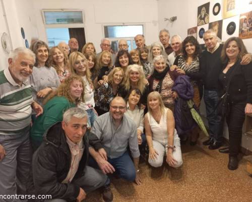 35425 25 Y si nos encontramos a cenar en LO DE EMILIO otra vez?