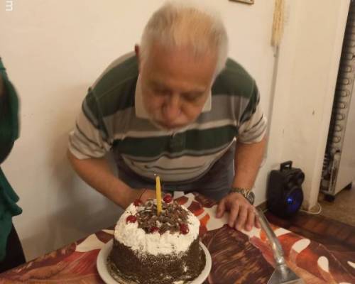 35425 33 Y si nos encontramos a cenar en LO DE EMILIO otra vez?