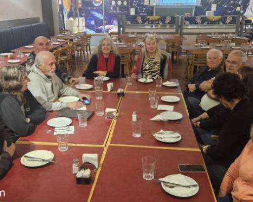 35469 1 NOS VEMOS? y seguimos festejando la vida