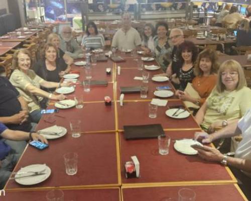 35522 1 NOS VEMOS? Caminamos y seguimos festejando la vida