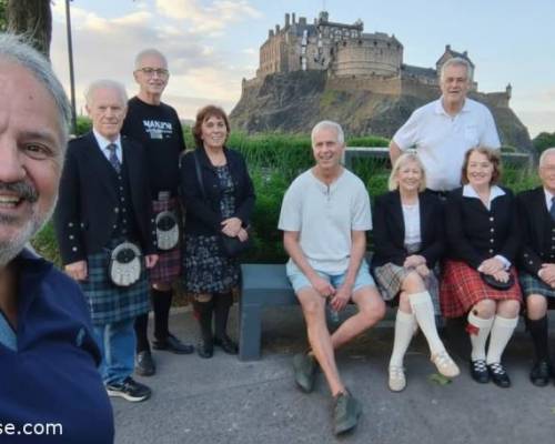 35522 7 NOS VEMOS? Caminamos y seguimos festejando la vida