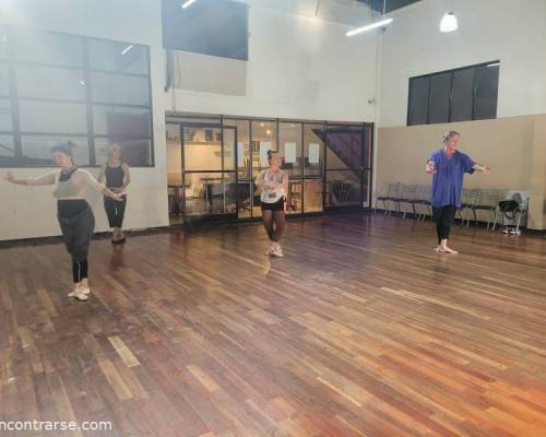 35556 2  TALLER DE DANZA CLASICA. EN TEATRO EL JUVENIL.. ICON ALDO VON LANDESEN