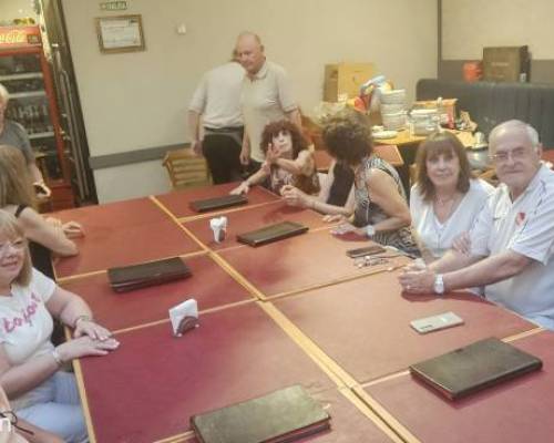 35622 1 NOS VEMOS?Caminamos y festejamos, los cumpleaños de Alejandra y Ana