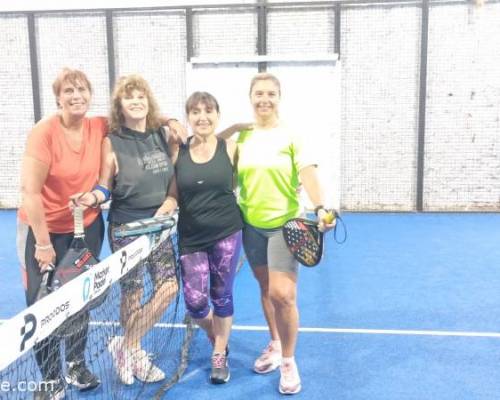 35640 1 ** JUGAMOS AL PADDLE **