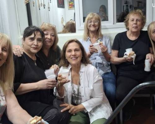 35675 3  TERMINAMOS EL AÑO CANTANDO, LLEGA LA MUESTRA! 9 AÑO CONSECUTIVO DEL TALLER DE CANTO  !