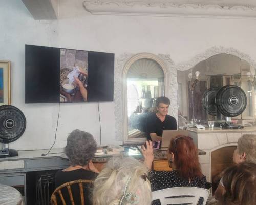 35684 13 ¡FESTEJO DE FIN DE AÑO! PIZZA, ÓPERA Y AFECTO