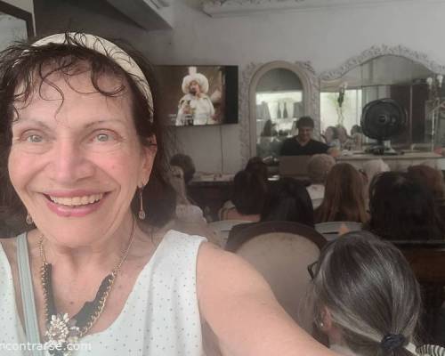 35684 21 ¡FESTEJO DE FIN DE AÑO! PIZZA, ÓPERA Y AFECTO