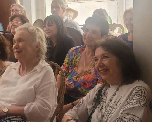 35684 3 ¡FESTEJO DE FIN DE AÑO! PIZZA, ÓPERA Y AFECTO