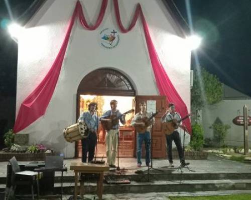 35711 10 PATIO CERVECERO SOLIDARIO Y MUCHA PACHANGA