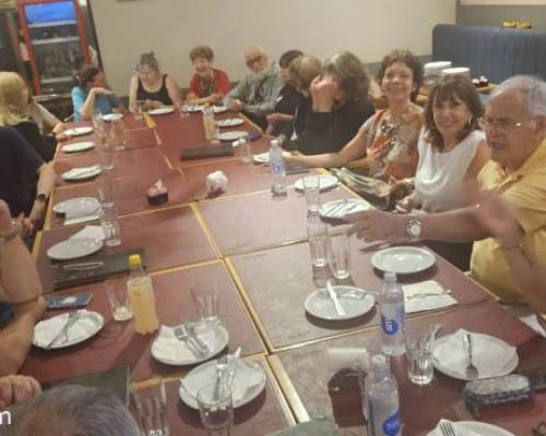 35715 3 NOS VEMOS? Caminamos y seguimos festejando la vida