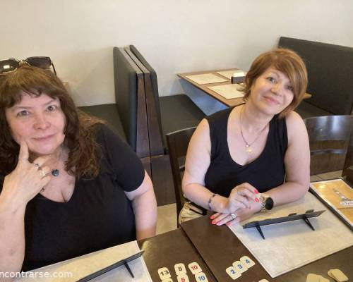 35739 12 JUEGOS, CHARLAS Y MERIENDA