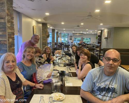 35739 14 JUEGOS, CHARLAS Y MERIENDA