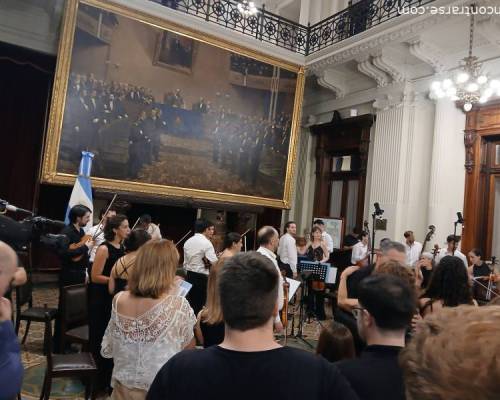 35746 13 Viento de Fiestas