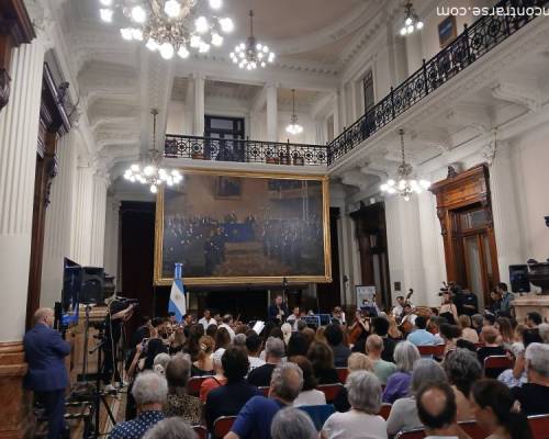 35746 15 Viento de Fiestas