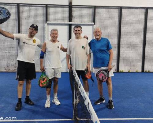 35781 4 ** JUGAMOS AL PADDLE **