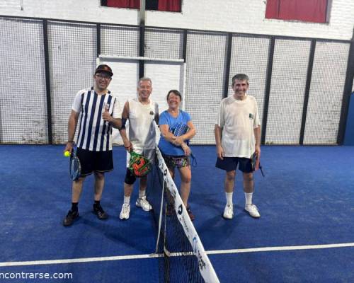 35781 9 ** JUGAMOS AL PADDLE **