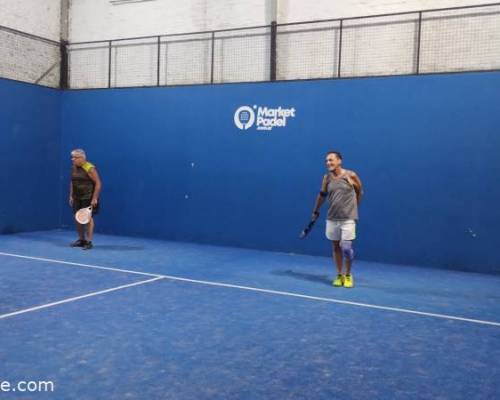 35799 5 ** JUGAMOS AL PADDLE **