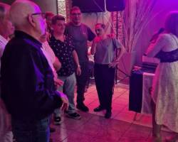 NOCHE DE FIESTA, BUENA MUSICA BOLICHERA Y SHOW EN VIVO