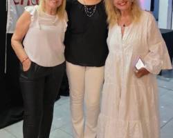 ¡LA FIESTA SOS VOS....CONECTA, REI, BAILA Y DISFRUTA.......NOS VESTIMOS DE BLANCO Y NEGRO....